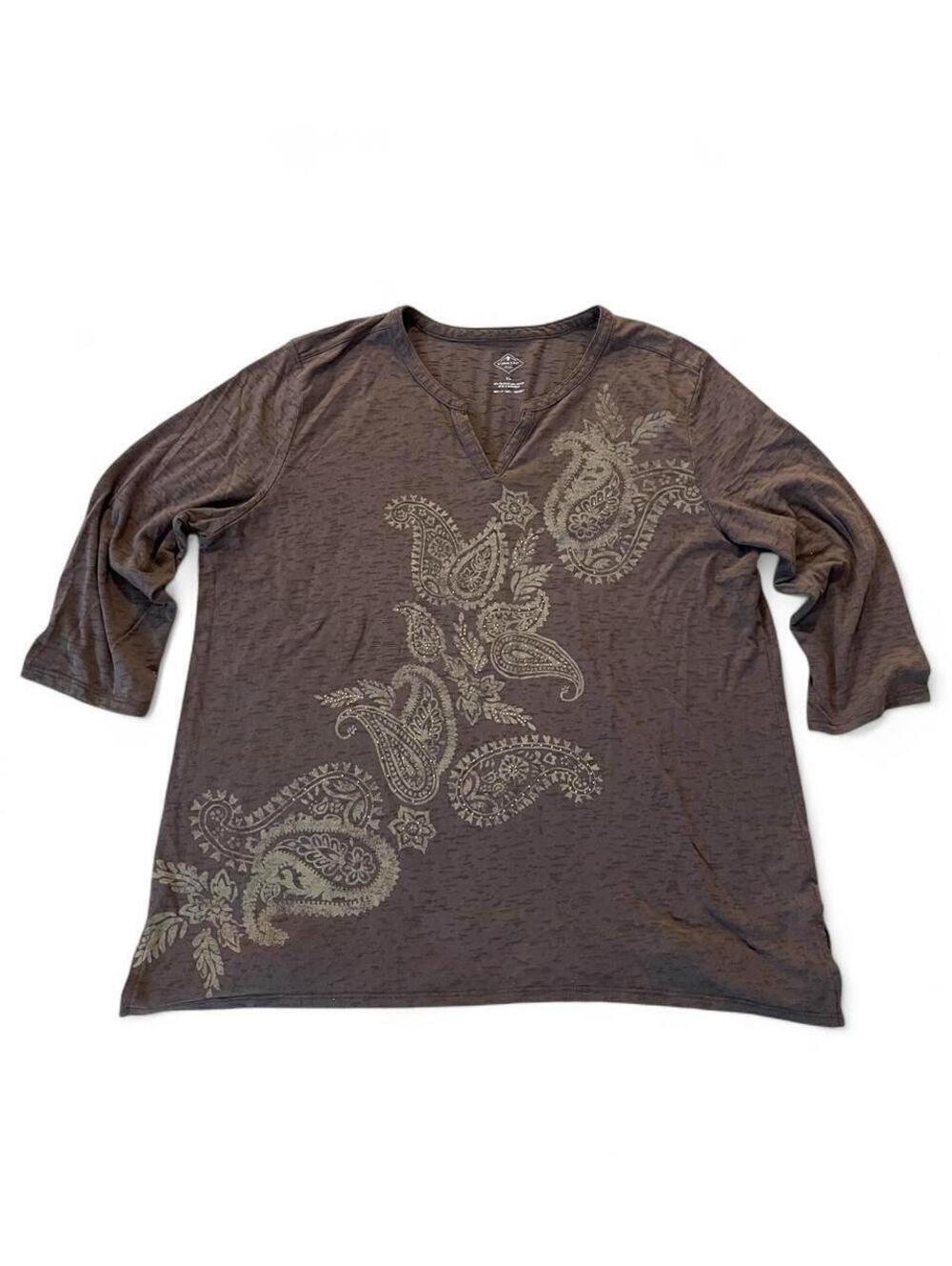 Brown paisley graphic 3/4 sleeve shirt  women’s XL